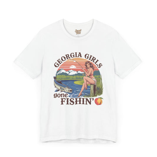 Georgia Girls Gone Fishin' Unisex Tee - Vintage Outdoor Style for Nature Lovers